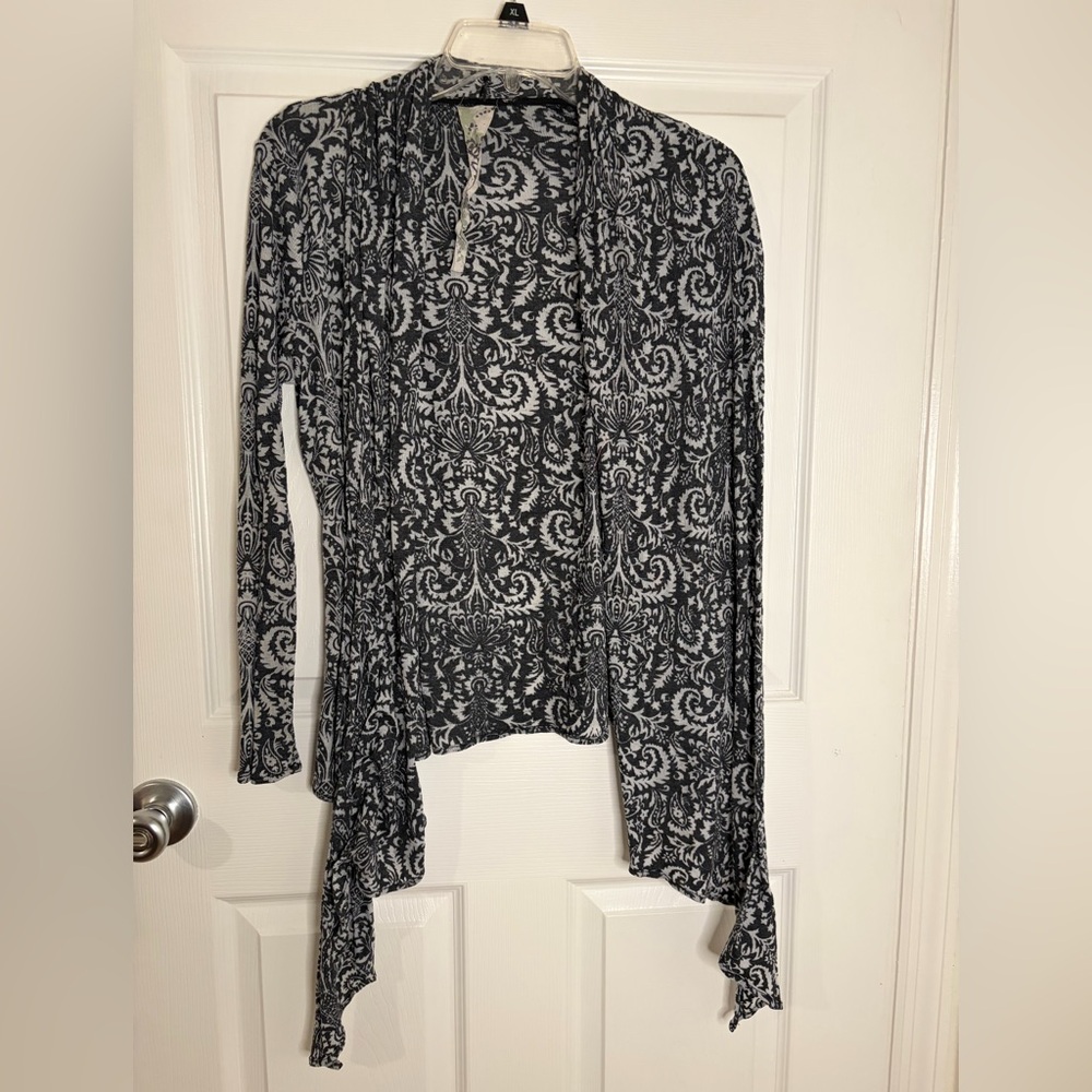 Elegant Black and White Paisley Wrap Top